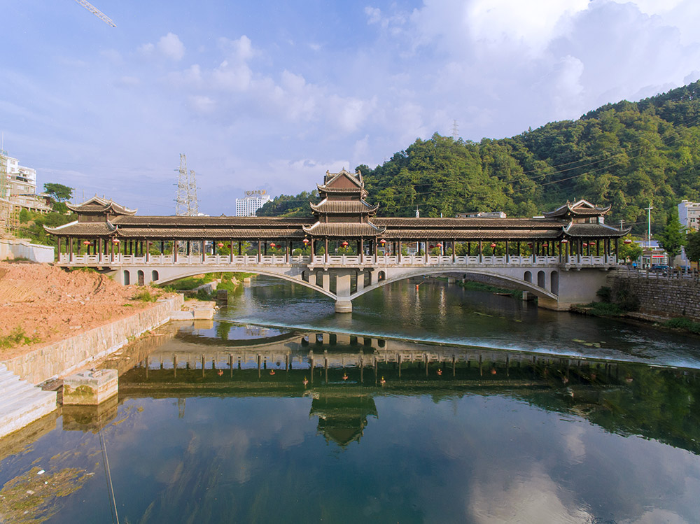 9.鳳凰風(fēng)、雪、雨、霧橋 首圖.jpg